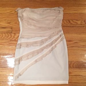 Strapless Beige ruffle dress XS